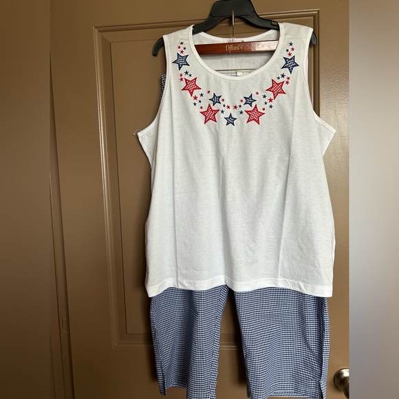 Palm Harbor Pajamas Set - Picture 1 of 7